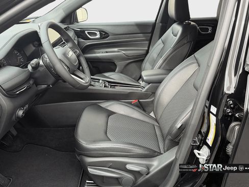 New 2026 Jeep Compass Latitude AWD/4WD image 9