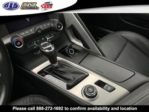 Used 2017 Chevrolet Corvette Stingray Coupe w/ Carbon Flash Badge Package RWD image 22