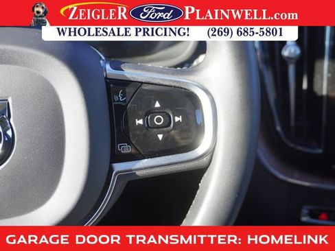 Used 2023 Volvo XC60 T8 Plus w/ Protection Package Premier image 21