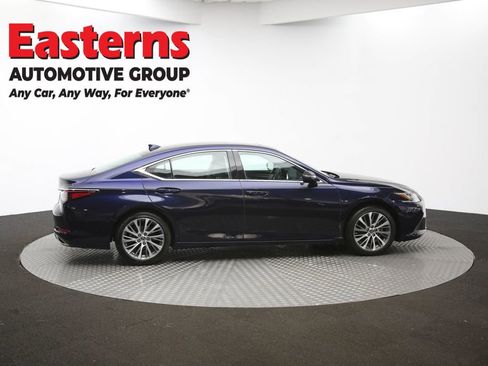 Used 2019 Lexus ES 350 w/ Premium Package image 42