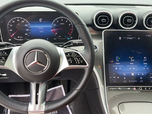 Used 2023 Mercedes-Benz C 300 4MATIC Sedan image 14