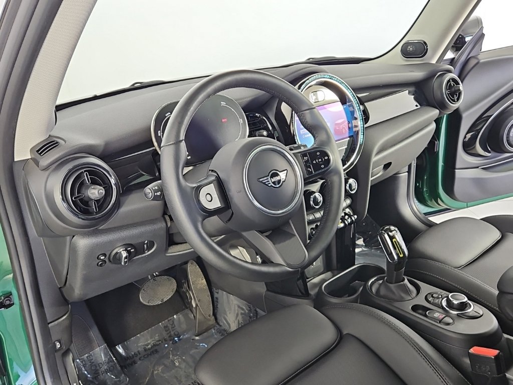 Used 2024 MINI Cooper SE FWD image 24