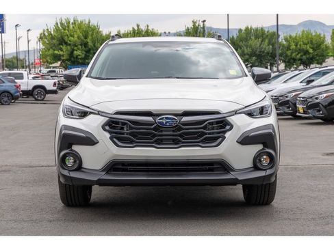 New 2025 Subaru Crosstrek 2.5i Limited w/ Crosstrek Mirror Package image 8