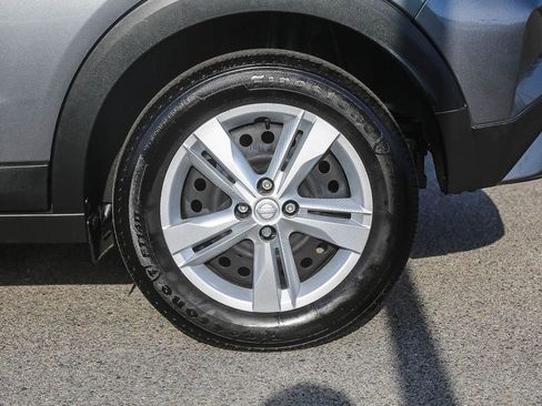 Certified 2025 Nissan Kicks Play S FWD image 10