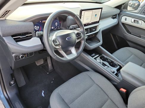 Certified 2025 Ford Explorer Active RWD image 17