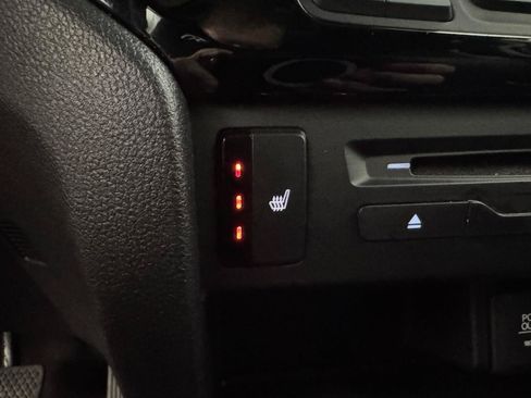 Used 2020 Honda Pilot Touring image 23