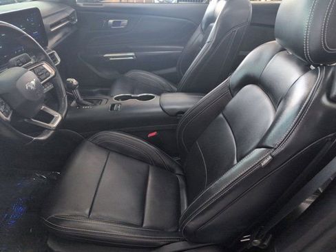 Used 2025 Ford Mustang Premium RWD image 22
