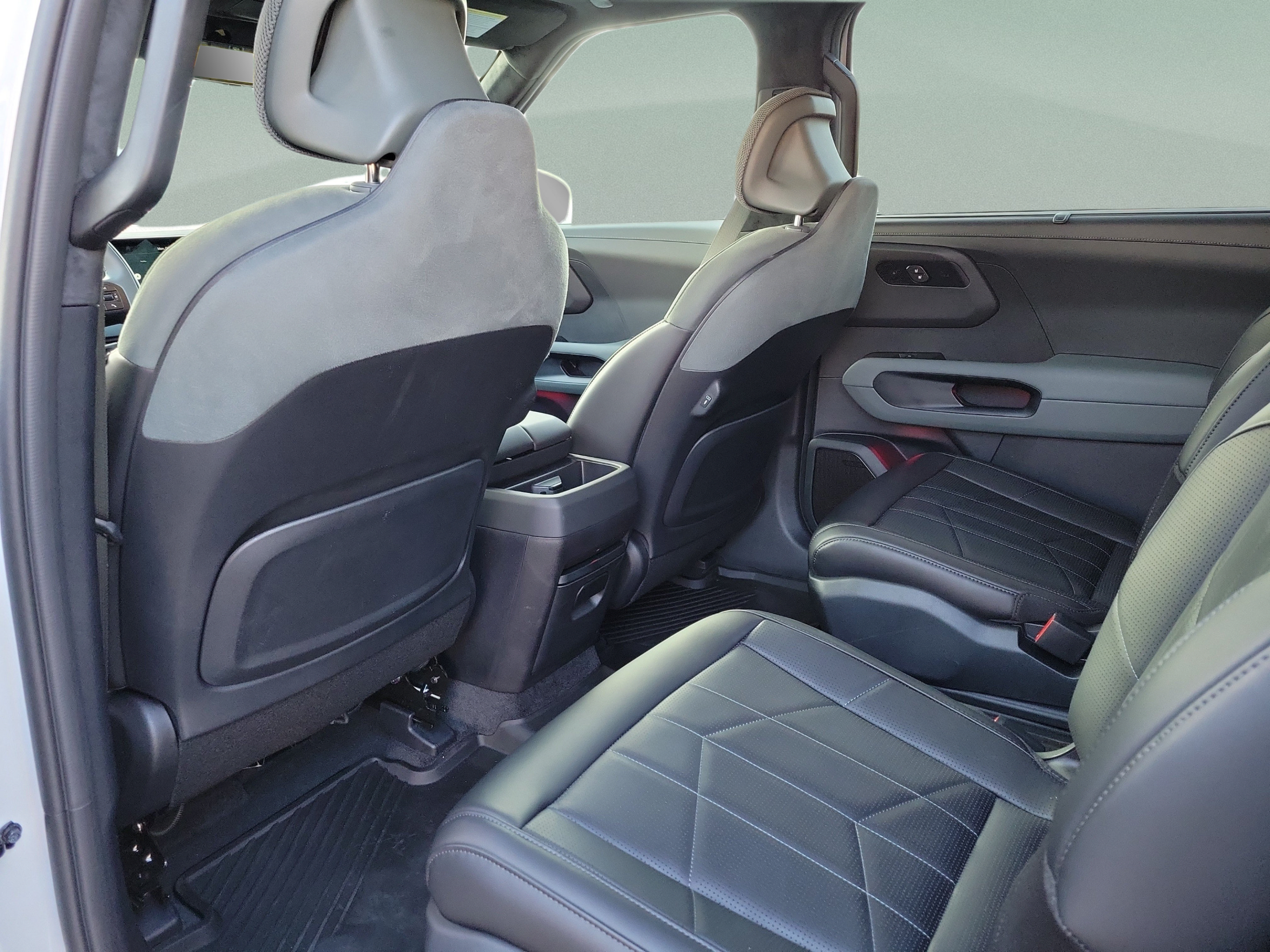 Certified 2027 Kia Telluride SX Prestige X-Line AWD/4WD image 6