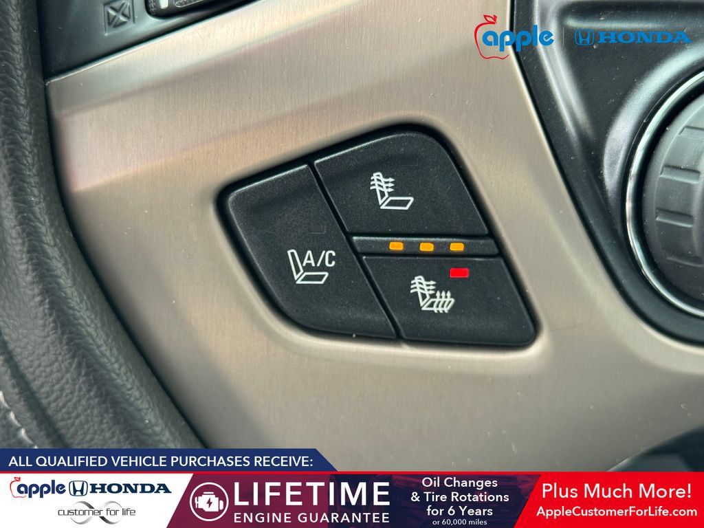 Used 2015 GMC Sierra 1500 Denali w/ Driver Alert Package AWD/4WD image 26