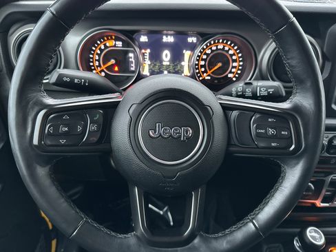 Used 2021 Jeep Wrangler Unlimited Sport image 25