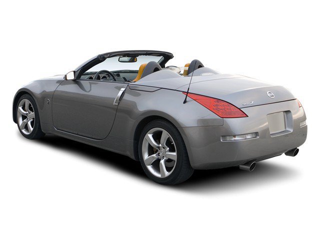 Used 2008 Nissan 350Z Enthusiast RWD image 2