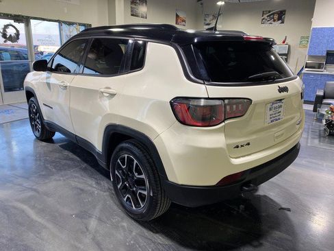 Used 2020 Jeep Compass Trailhawk AWD/4WD image 4