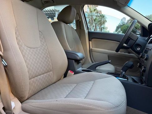 Used 2010 Ford Fusion SE FWD image 53