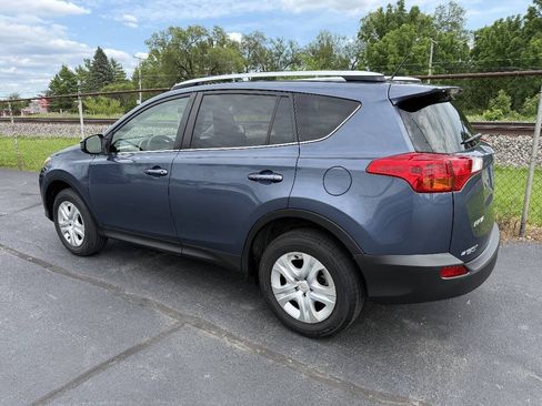 Used 2014 Toyota RAV4 LE FWD image 3