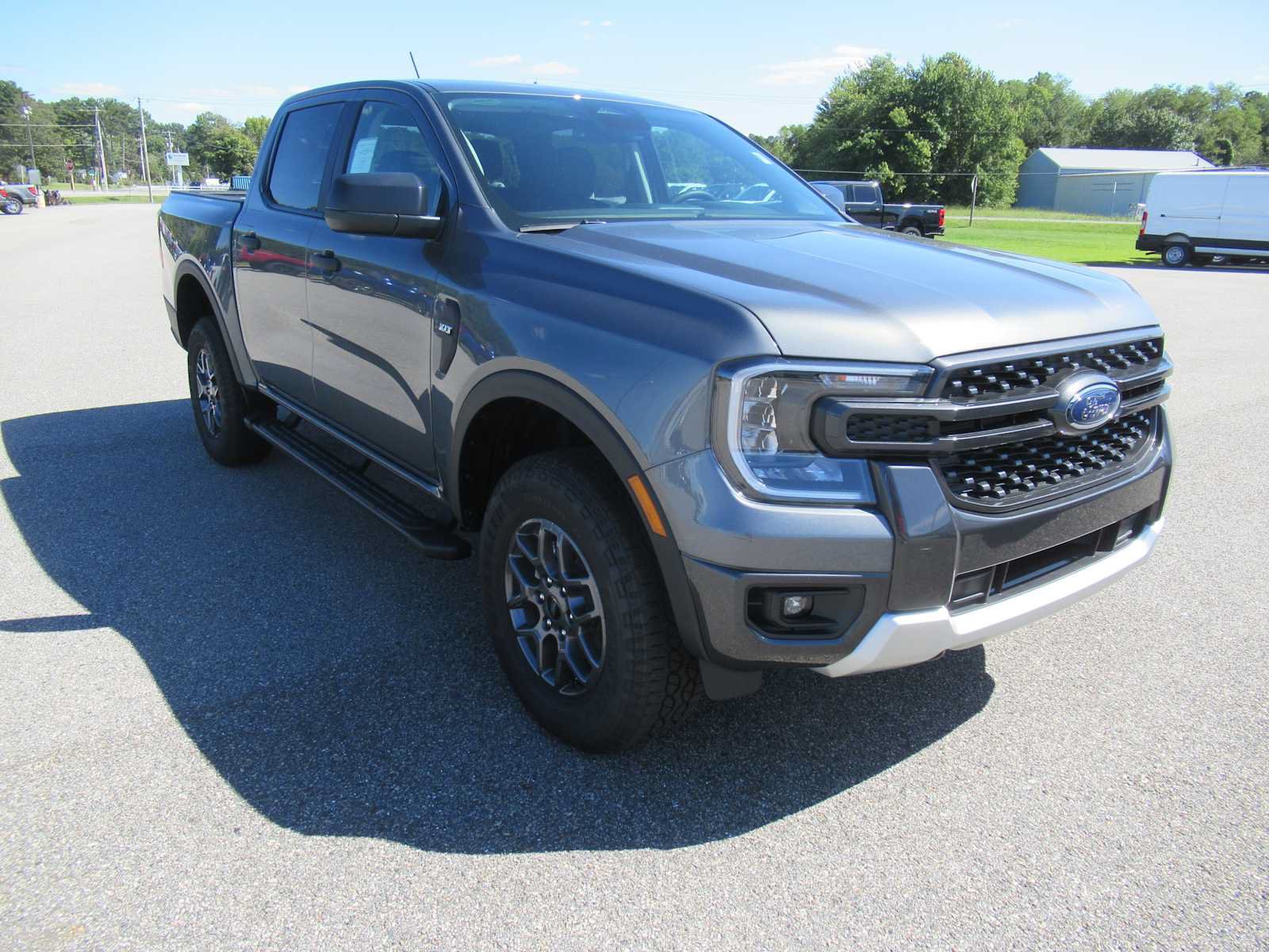 New 2026 Ford Ranger XLT w/ FX4 Off-Road Package AWD/4WD image 3