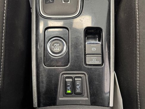 Used 2020 Mitsubishi Outlander ES image 22