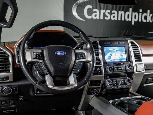 Used 2020 Ford F450 Platinum w/ FX4 Off-Road Package image 15