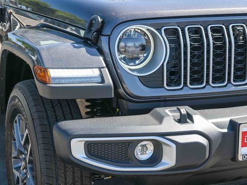 New 2025 Jeep Wrangler Sahara w/ Technology Group image 11