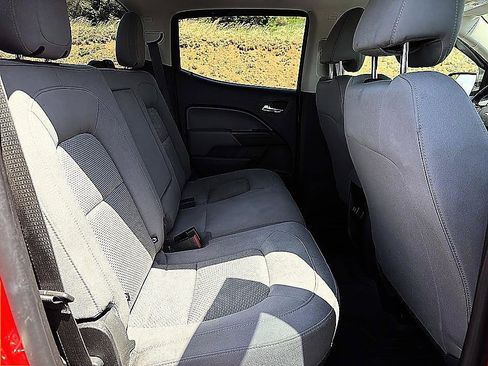 Used 2018 Chevrolet Colorado LT AWD/4WD image 20