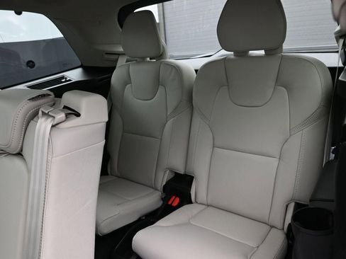 New 2026 Volvo XC90 B6 Ultra w/ Protection Package Premier image 10