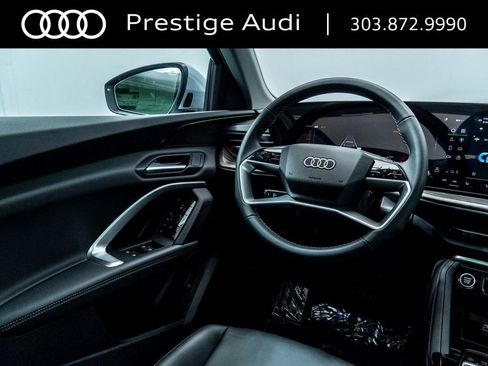 Used 2025 Audi Q5 Premium w/ Convenience Package AWD/4WD image 26