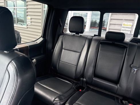 Used 2016 Ford F150 Lariat image 16