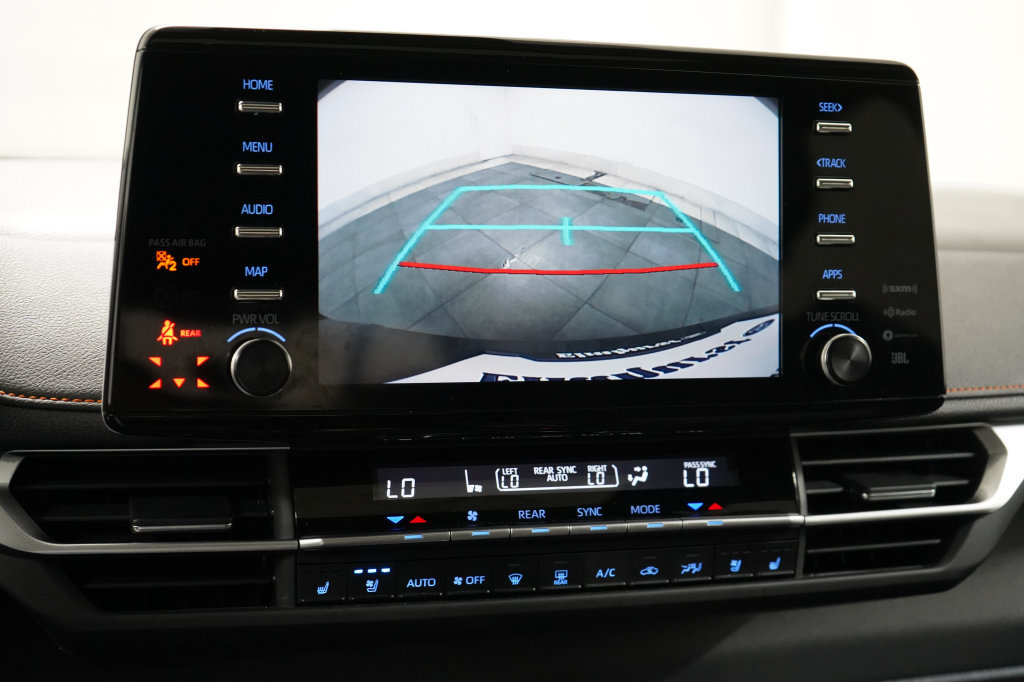 Used 2024 Toyota Sienna XSE w/ XSE Premium Package FWD image 19