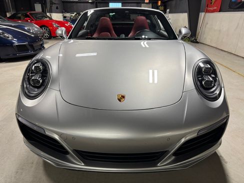 Used 2019 Porsche 911 Targa 4S AWD/4WD image 37