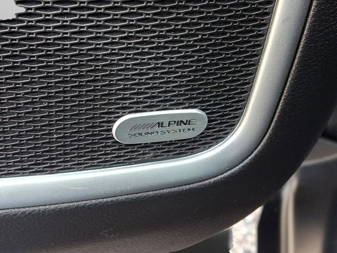 Certified 2023 Jeep Compass Latitude w/ Sun and Sound Group image 27