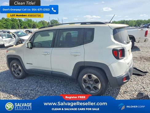 Used 2015 Jeep Renegade Latitude image 3