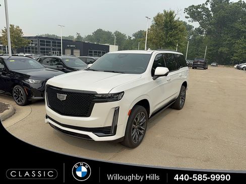 Used 2023 Cadillac Escalade Sport w/ Touring Package AWD/4WD image 1
