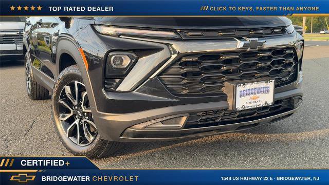 Used 2024 Chevrolet TrailBlazer ACTIV w/ Convenience Package AWD/4WD image 2