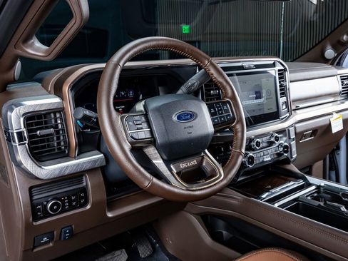 Used 2026 Ford F250 King Ranch w/ Chrome Package image 17