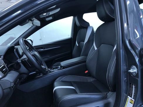 Certified 2025 Toyota Camry SE image 19