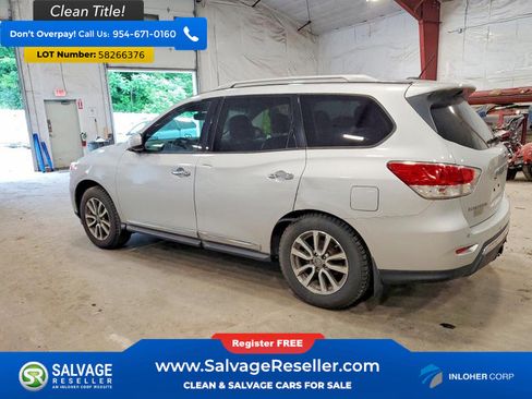 Used 2013 Nissan Pathfinder SL w/ Trailer Tow Pkg AWD/4WD image 3