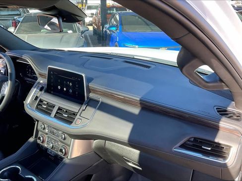 Certified 2023 Chevrolet Tahoe Z71 w/ Luxury Package image 17