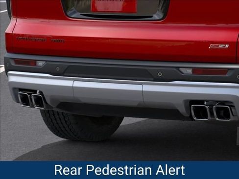 New 2027 Chevrolet Traverse Z71 w/ Enhanced Driving Package AWD/4WD image 16