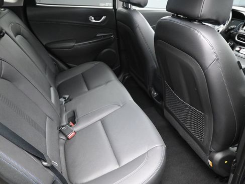 Used 2023 Hyundai Kona Limited FWD image 30
