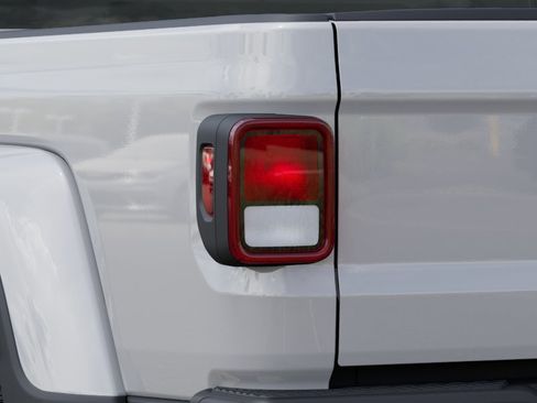 New 2025 Jeep Gladiator Sport image 27