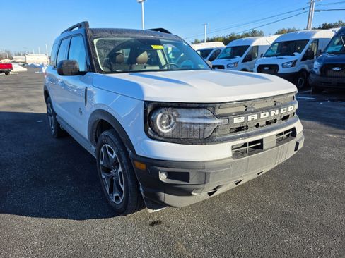 Used 2023 Ford Bronco Sport Outer Banks w/ Tech Package image 6