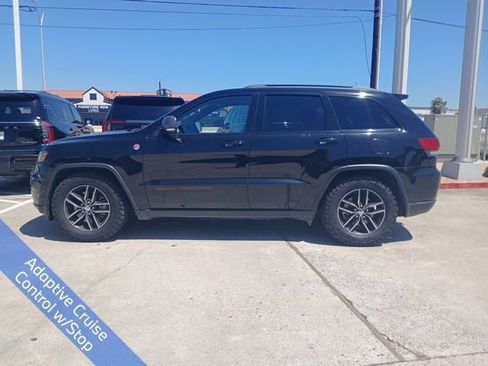Used 2018 Jeep Grand Cherokee Trailhawk AWD/4WD image 6