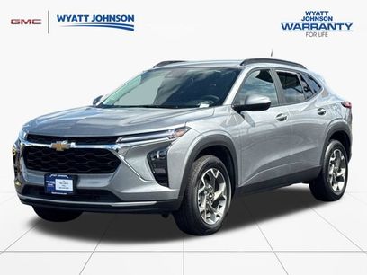 Used 2025 Chevrolet Trax LT