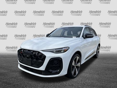 New 2025 Audi SQ5 Premium Plus image 5