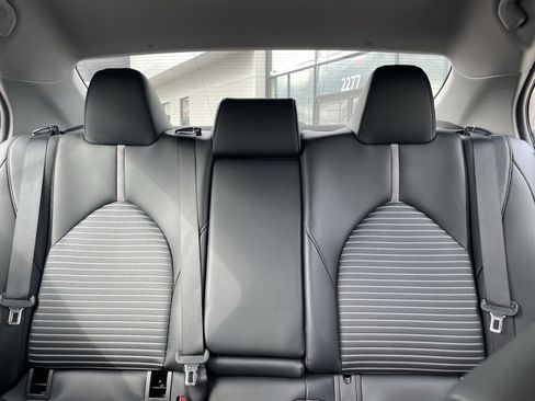 Used 2024 Toyota Camry SE image 22