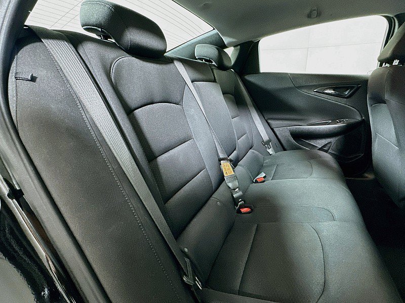 Used 2025 Chevrolet Malibu LT FWD image 26