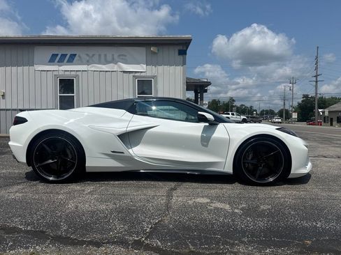 Used 2024 Chevrolet Corvette E-Ray AWD/4WD image 8