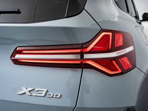 New 2026 BMW X3 xDrive30i w/ Premium Package AWD/4WD image 9