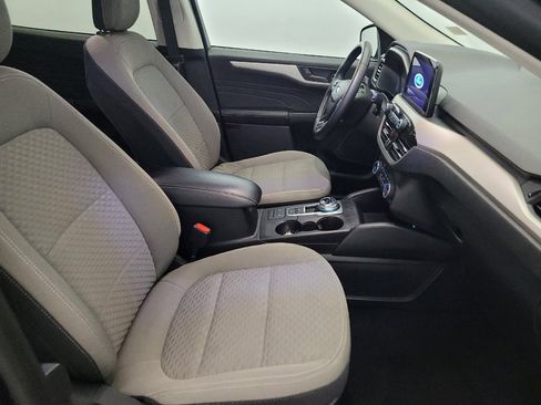 Used 2022 Ford Escape SE w/ Cold Weather Package image 21