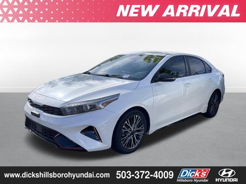 Used 2022 Kia Forte GT-Line w/ GT-Line Technology Package FWD image 6