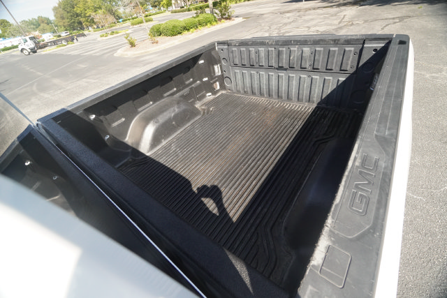 Used 2024 GMC Sierra 1500 SLT RWD image 14